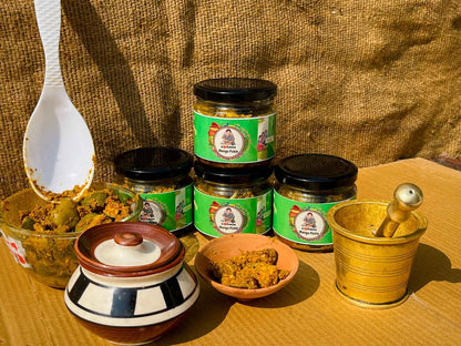Eatmin Mango Pickle | Homemade Aam Ka Achaar | Traditional Indian Recipe | 100% Natural & Preservative-Free | Glass Jar Packaging